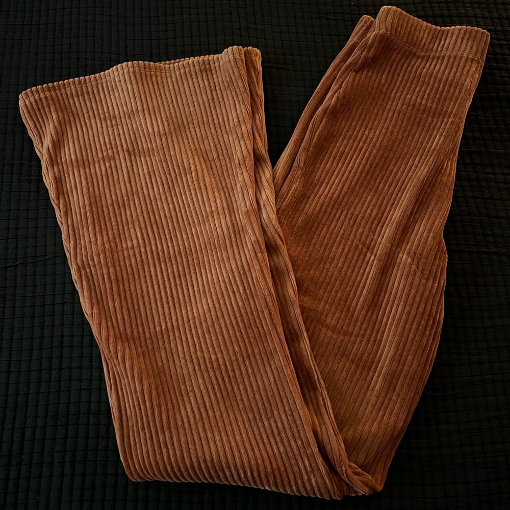 Hollister flare/wide-leg corduroy pants